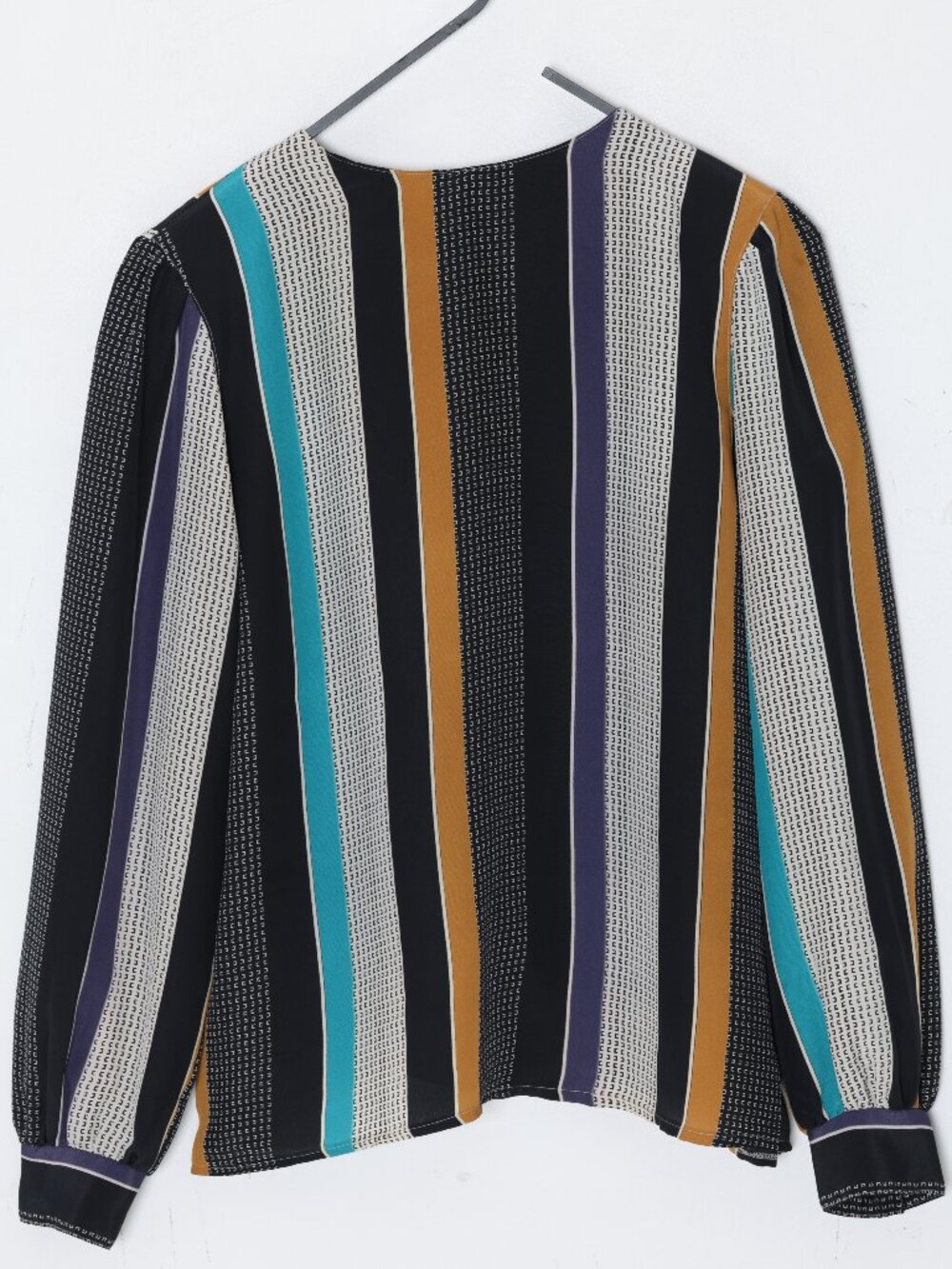 1978–1984, Finnish Graphic Column Stripe Blouse